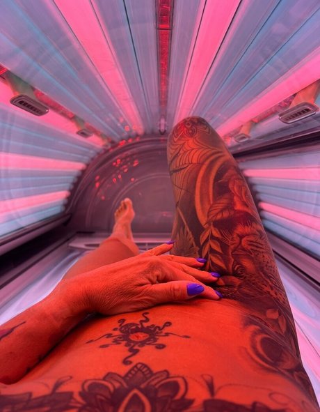 alpheratz erotic model image