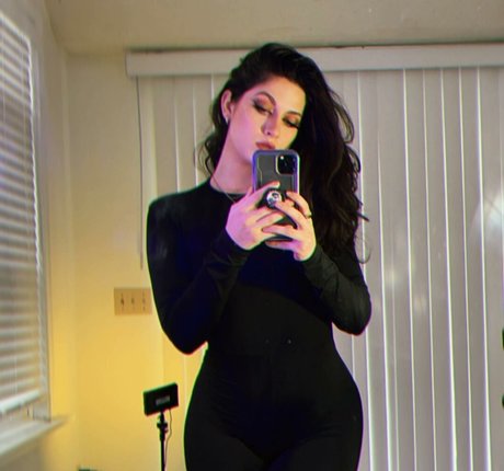 Ashley Jolly erotic actress picture