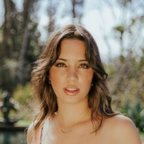 mayghenkailea exclusive model picture