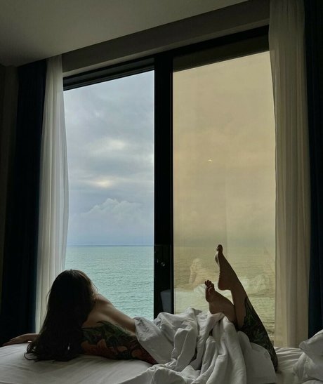 Toma Zhdanova star art img