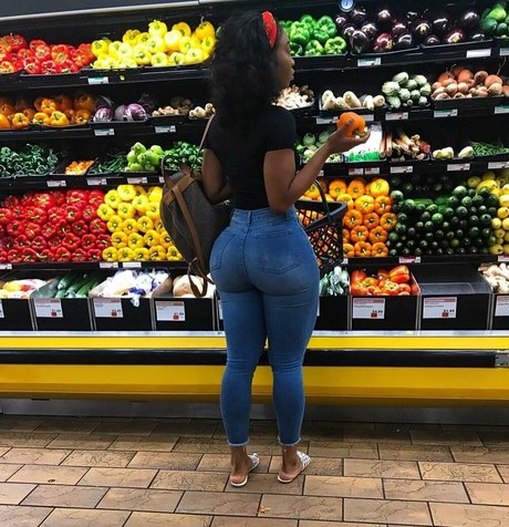 Edwina Wehjla nice star pics