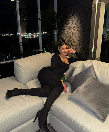 anabanana sexy model images