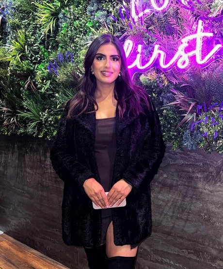 Tindy Kaur porn actress pic