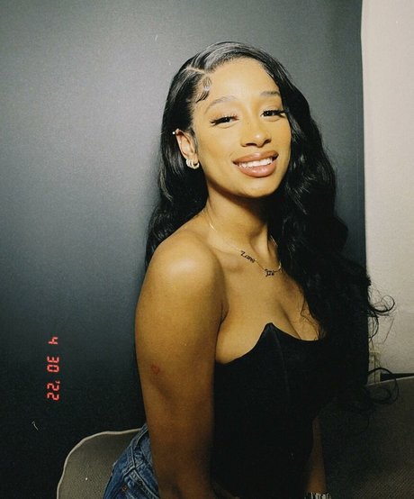 Capeverdian pornstar nude pic