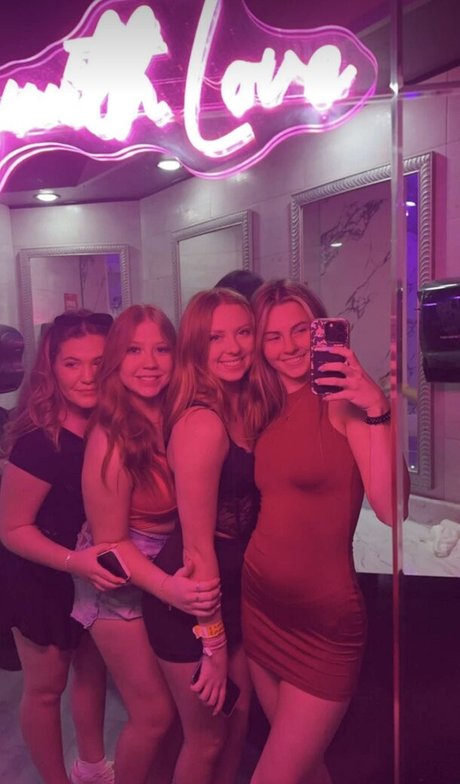 itslexismith naked pornstar images