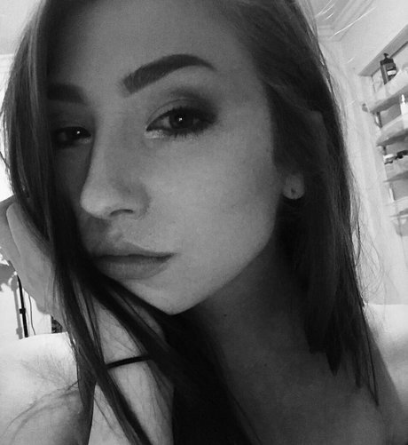 Taylor Kristine model nudes image