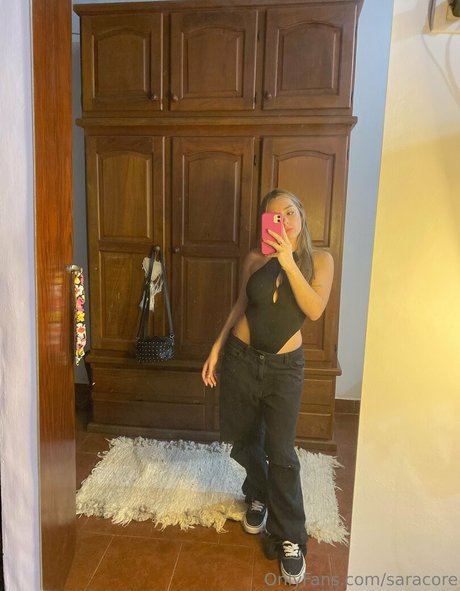 saracore perfect star photos