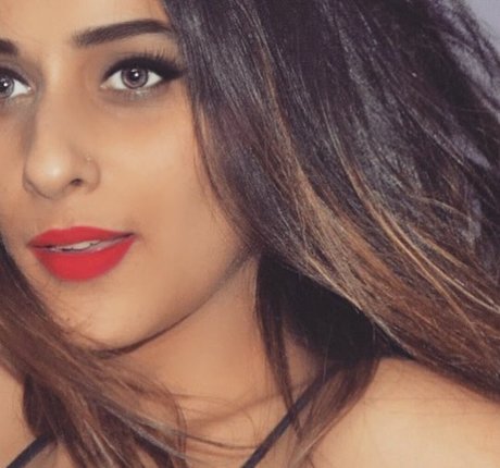 Vansheen Verma Sumbriya art model photo