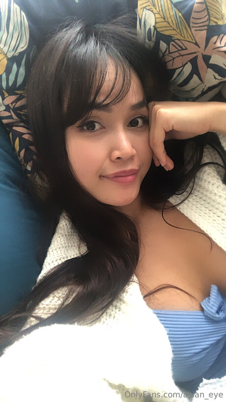 asian eye free star pic