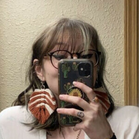 Curthobain star nude pictures