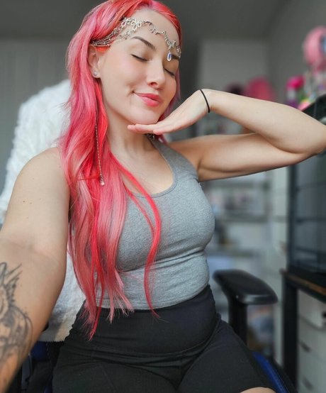 ItsLeslie naked star archive