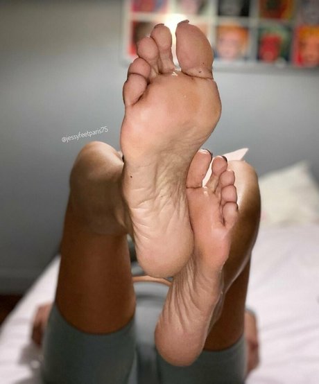 Jessyfeetparis model porn photos