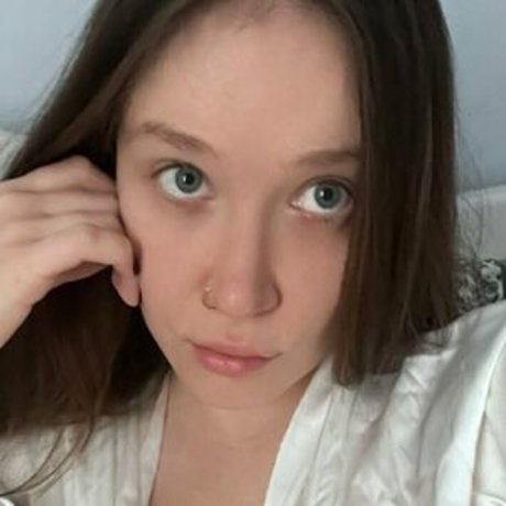 princeszelda model pornographic pic