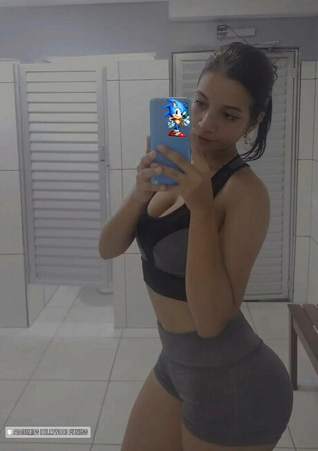 Yasmim kesia xxx pornstar pics