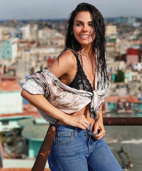 cute teen onlyfans erotic photo