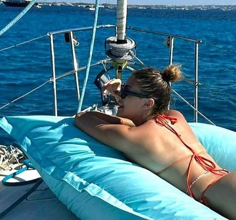 Morena Bradas beautiful pornstar photos