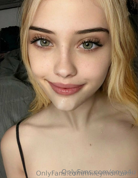 enya4u art model pic