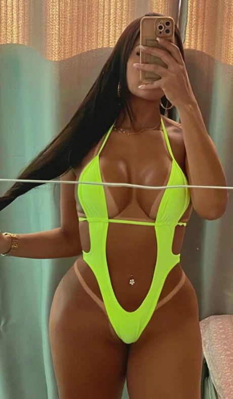 Ana Paula Oliveira exclusive model img