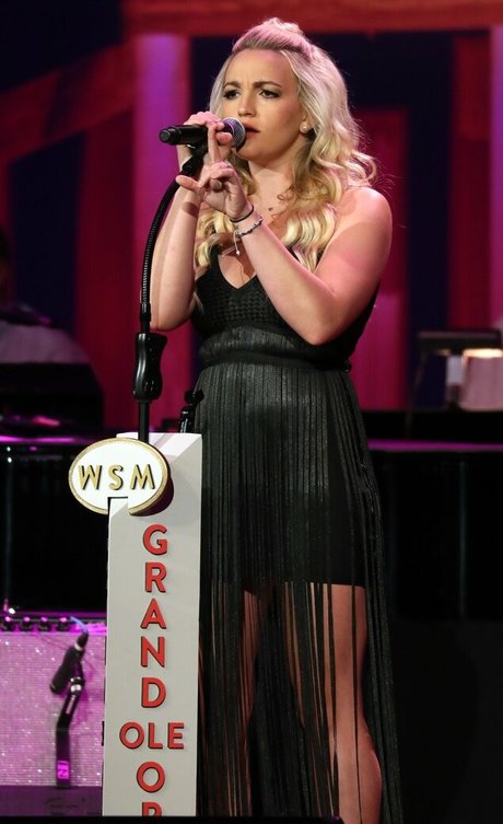 Jamie Lynn Spears star hot image