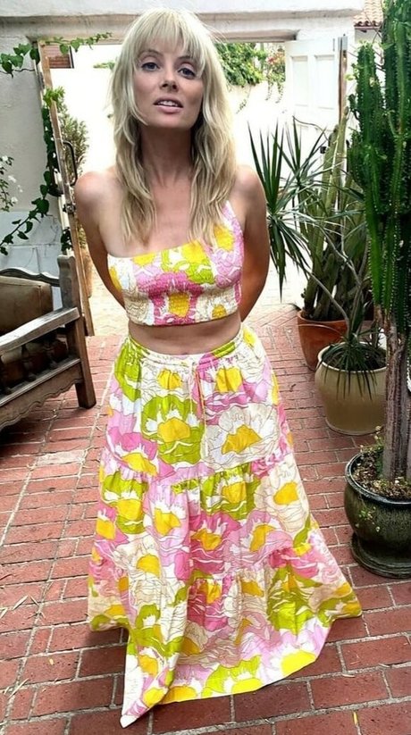 April Bowlby sex pornstar pictures