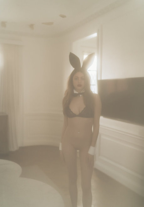 Melina Bruni hd model picture