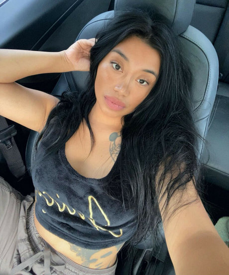 Minnieportable pornstar pretty gallery