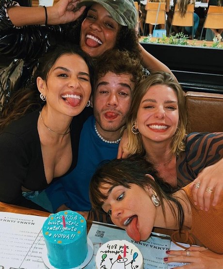 Talita Younan art model pictures