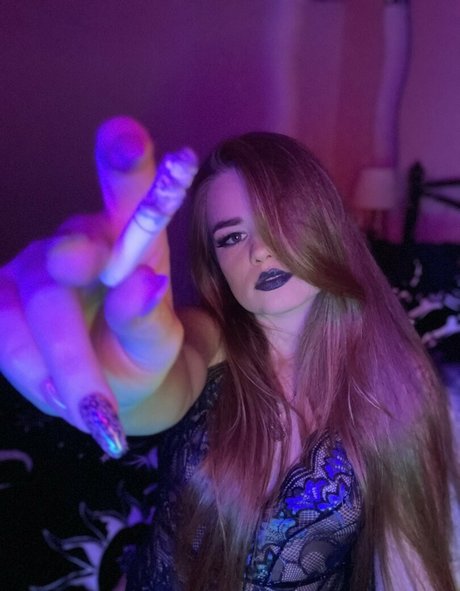 findomroxy1 star sexy pic