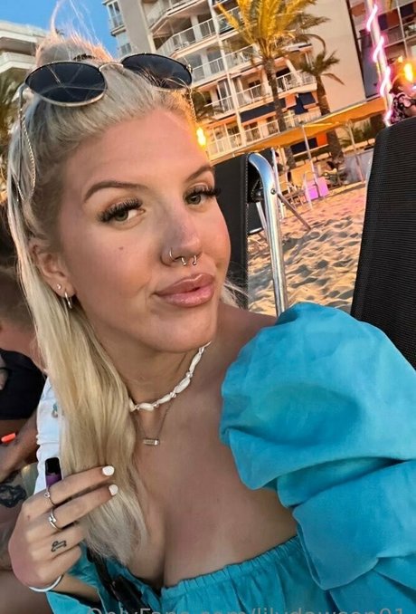 lilydawson01 art actress pic