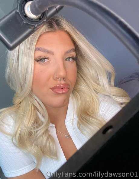 lilydawson01 model art galleries