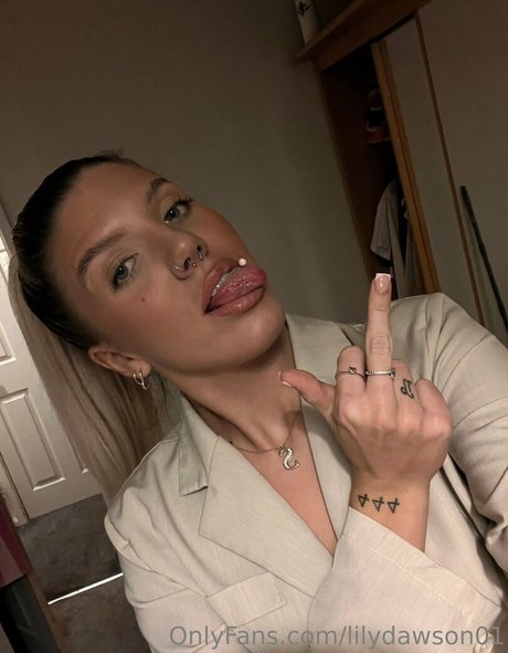 lilydawson01 top model pics