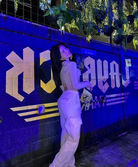 Maria ZB sexy actress pics