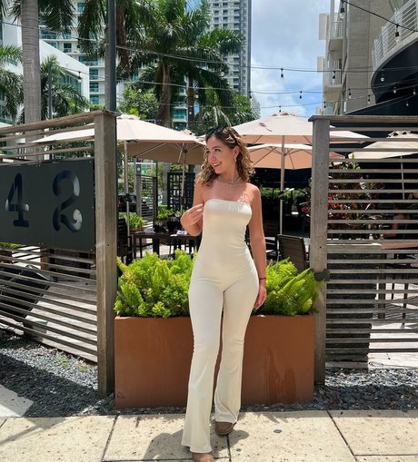 Leslie Machin star nice image