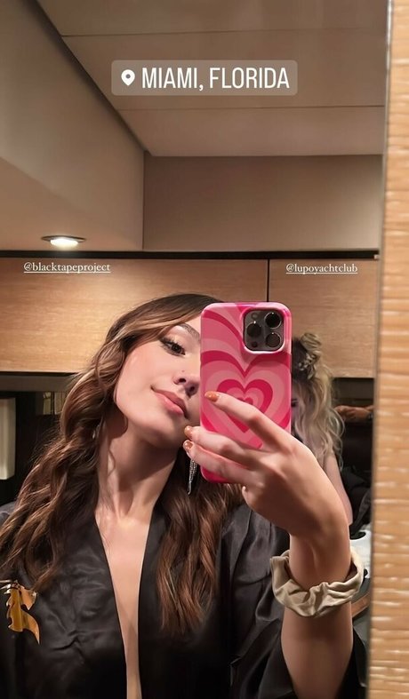 Leslie Machin pornstar hd gallery