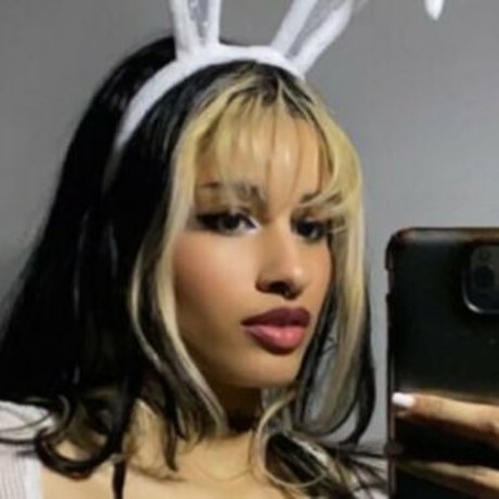 Dee skelliton star exclusive photo