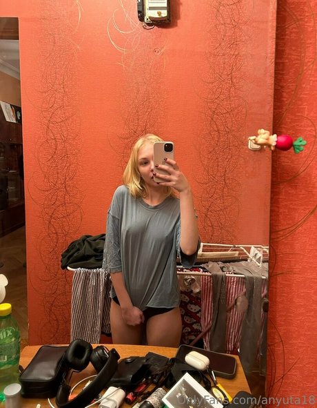 anyuta18 model hd pictures