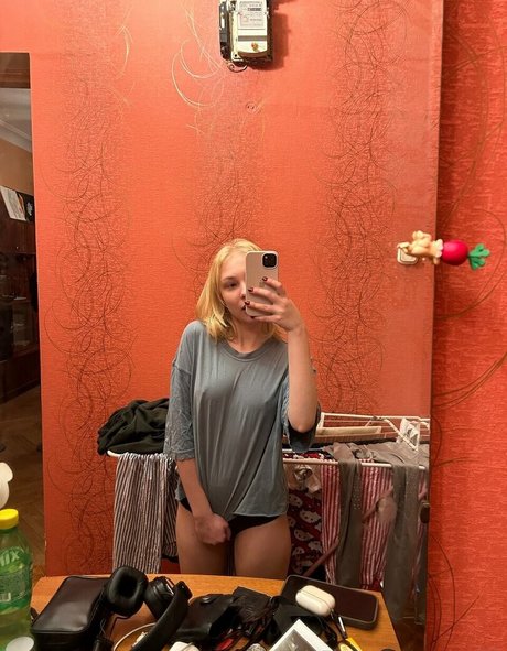 anyuta18 sex pornstar image