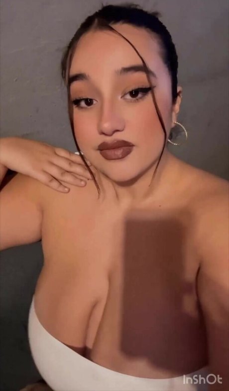 neereeewiii model art photo