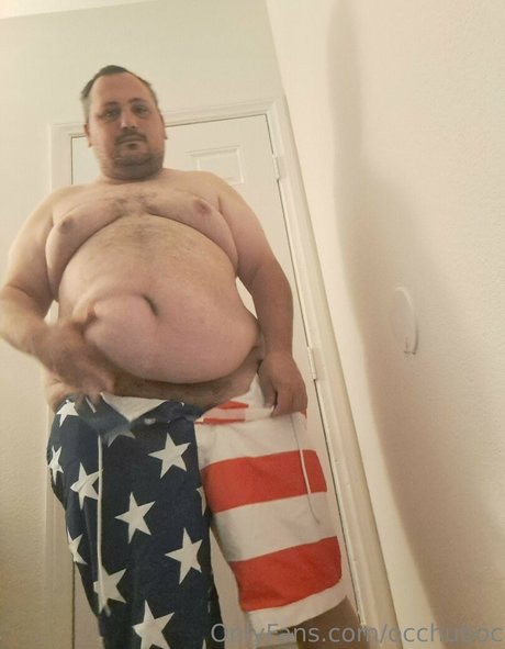 occhuboc erotic star photo