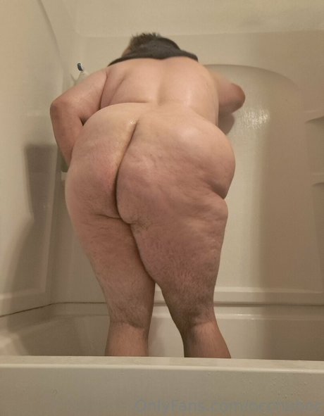 occhuboc free model pictures