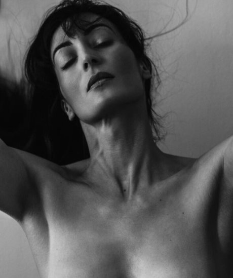 Laetitia Eido star high quality pics