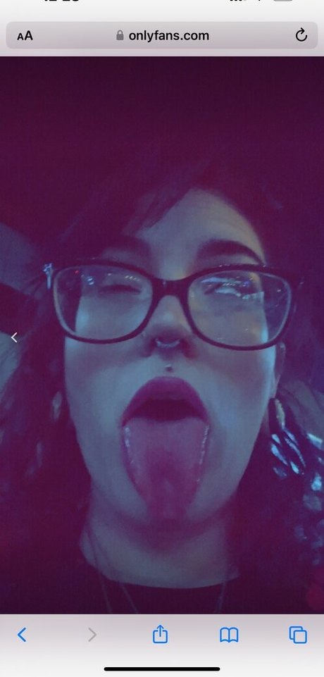 Sunnysuicide666 model exclusive galleries