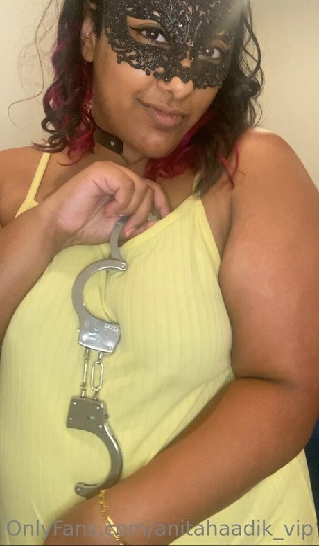 anitahaadik vip best actress images