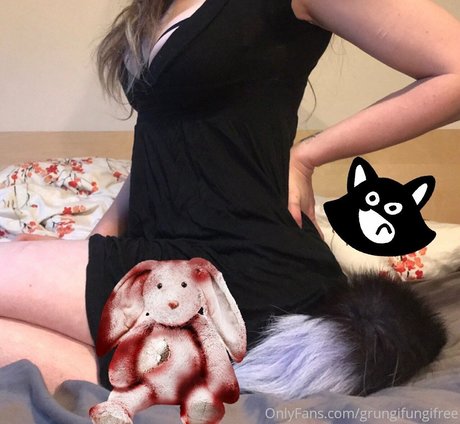 grungifungifree model adult galleries