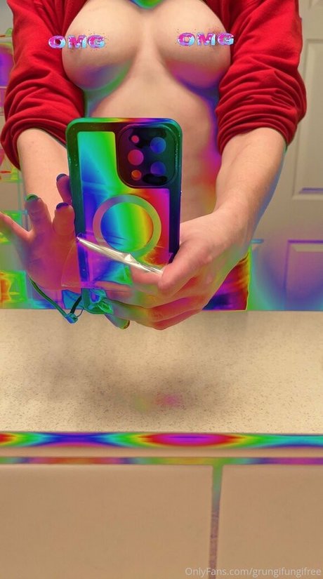 grungifungifree model sexy pic