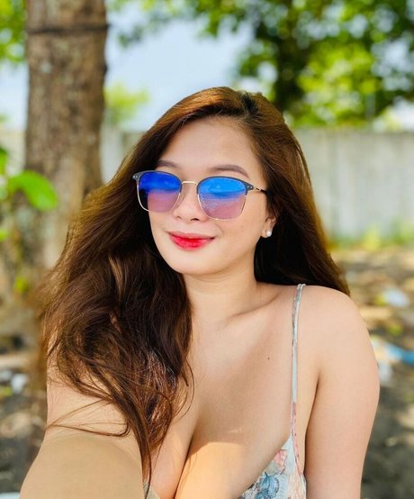 Pinay Bigo sexy actress image