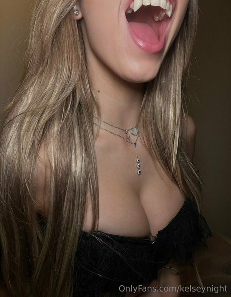 Kelsey Night pornstar nudes archive