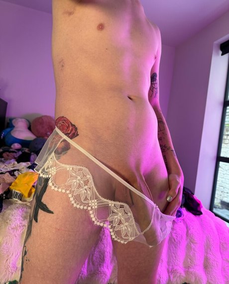 alizevert star hot images