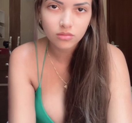 Larinha pornographic model archive