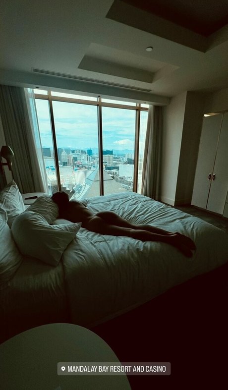 lapeytattoo star pics